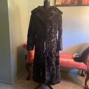 VINTAGE MINCARA styled by RUSSEL TAYLOR FULL LENGTH FAUX FUR COAT